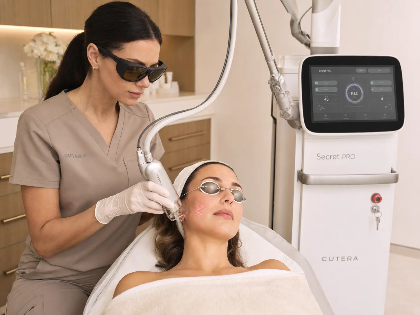 CO2 laser resurfacing and PicoWay treatment consultation in Ottawa